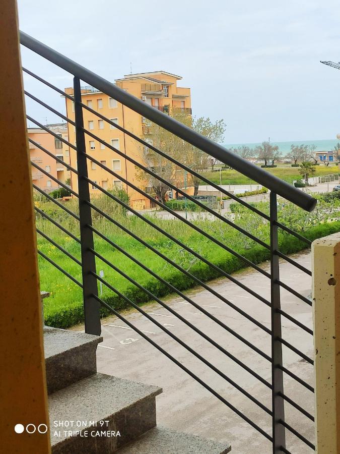Casa Joanna 'San Salvo Marina' Lägenhet Marina Di Montenero Exteriör bild